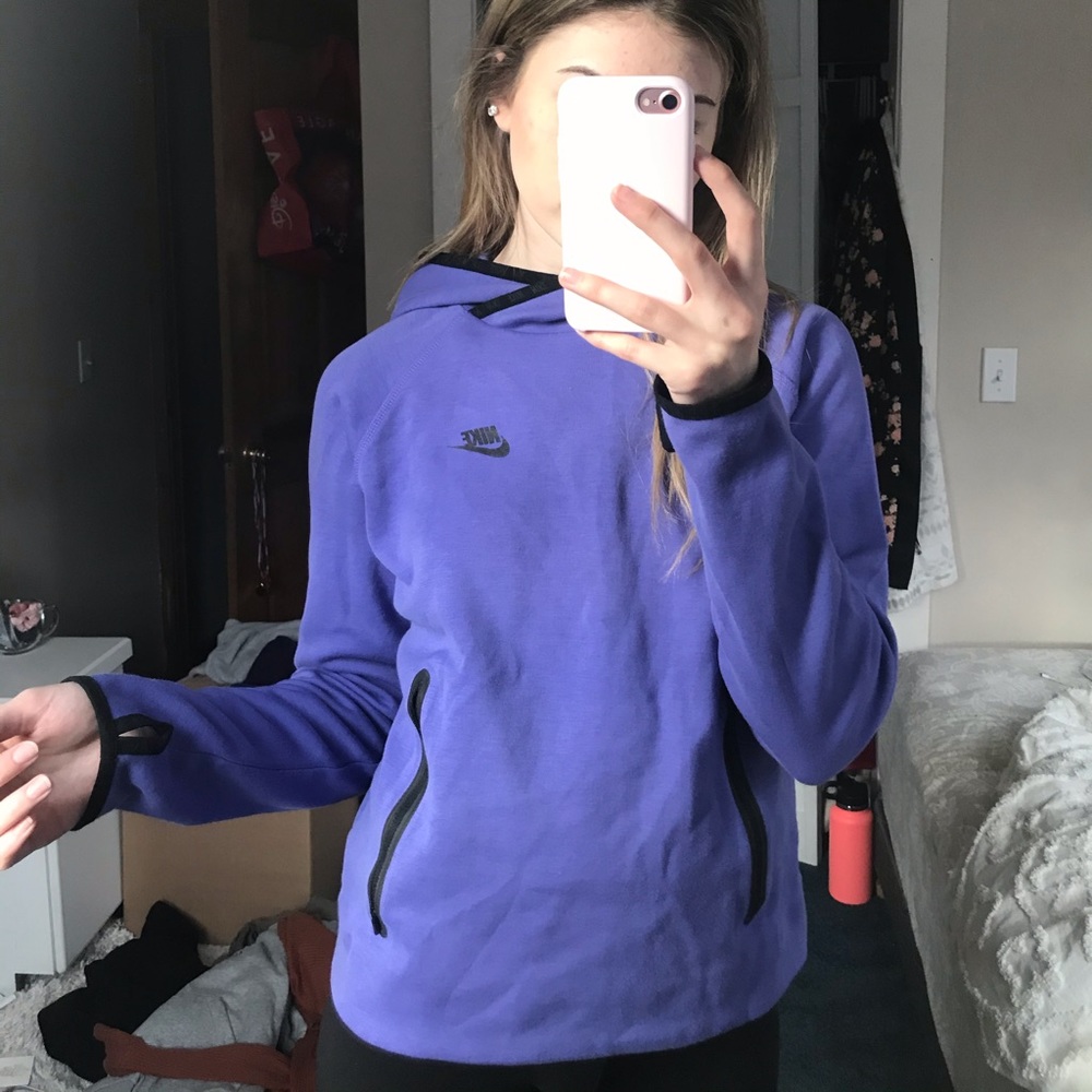 purple nike hoodie